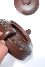 江山入壶·彩刻之巅🇨🇳李峰大师恭王府馆藏臻品《延年益寿壶》原矿极品老紫泥·180cc