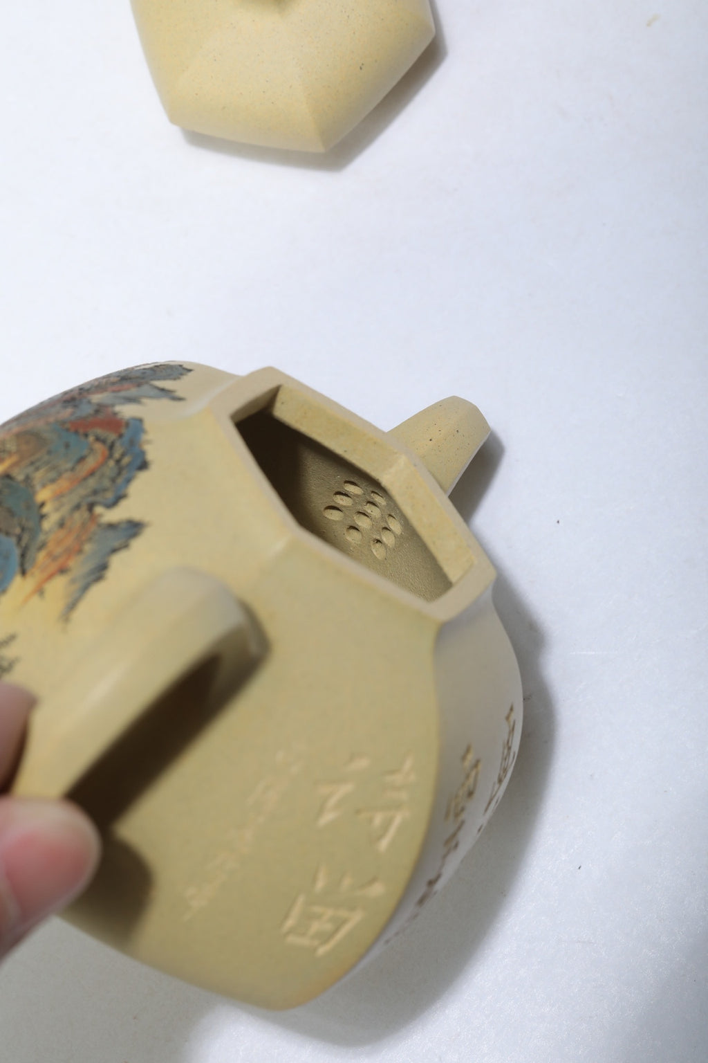 江山入壶·彩刻之巅🇨🇳李峰大师恭王府馆藏臻品《六方乳鼎壶》原矿极品本山绿泥·250cc
