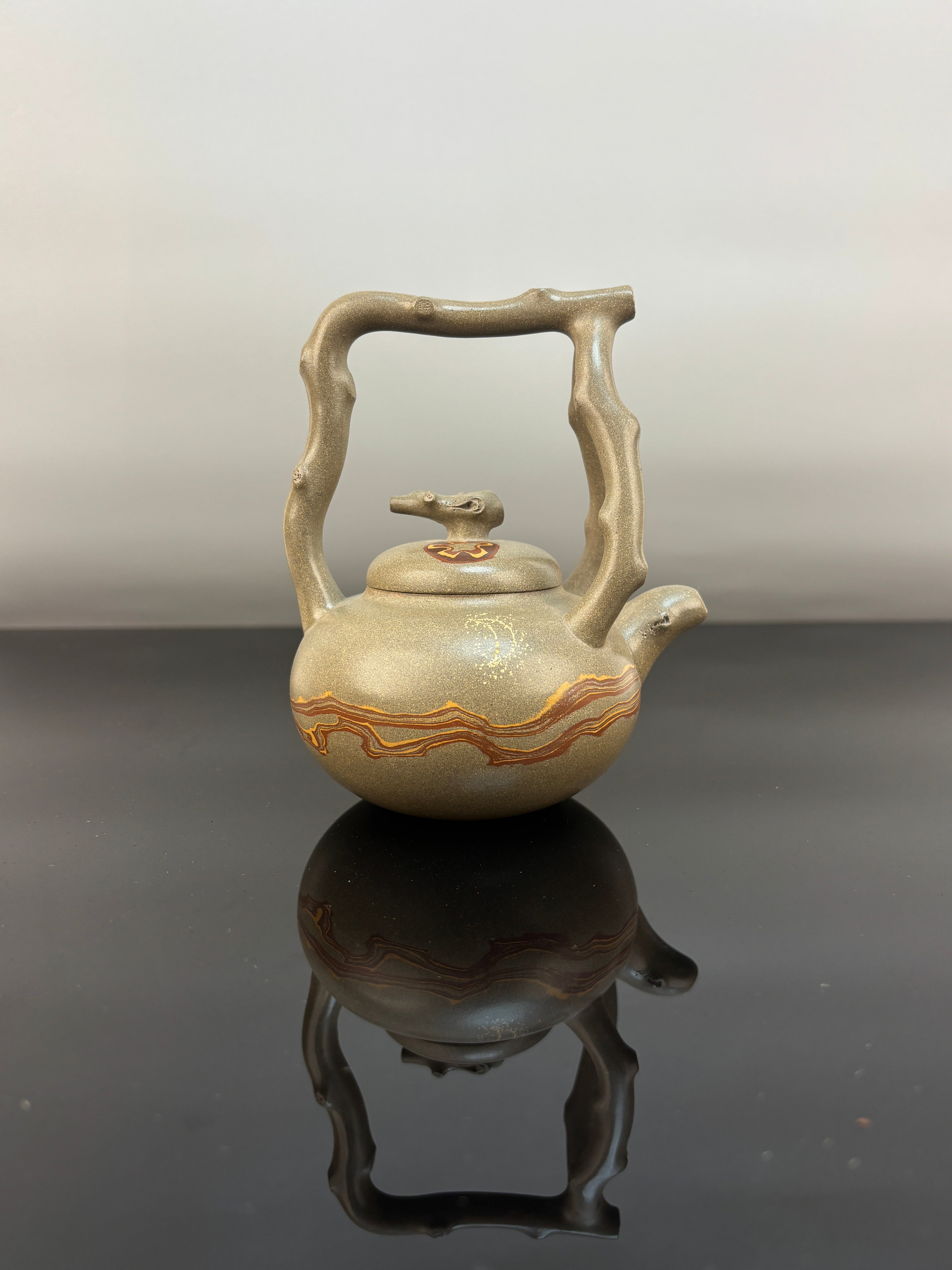 范泽锋嫡传·省大师邱爽紫砂潜力重器【东坡提梁壶】原矿极品蟹壳青段泥·250cc