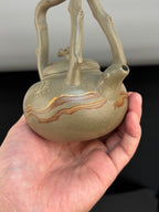 范泽锋嫡传·省大师邱爽紫砂潜力重器【东坡提梁壶】原矿极品蟹壳青段泥·250cc - ZishaTeapotChina
