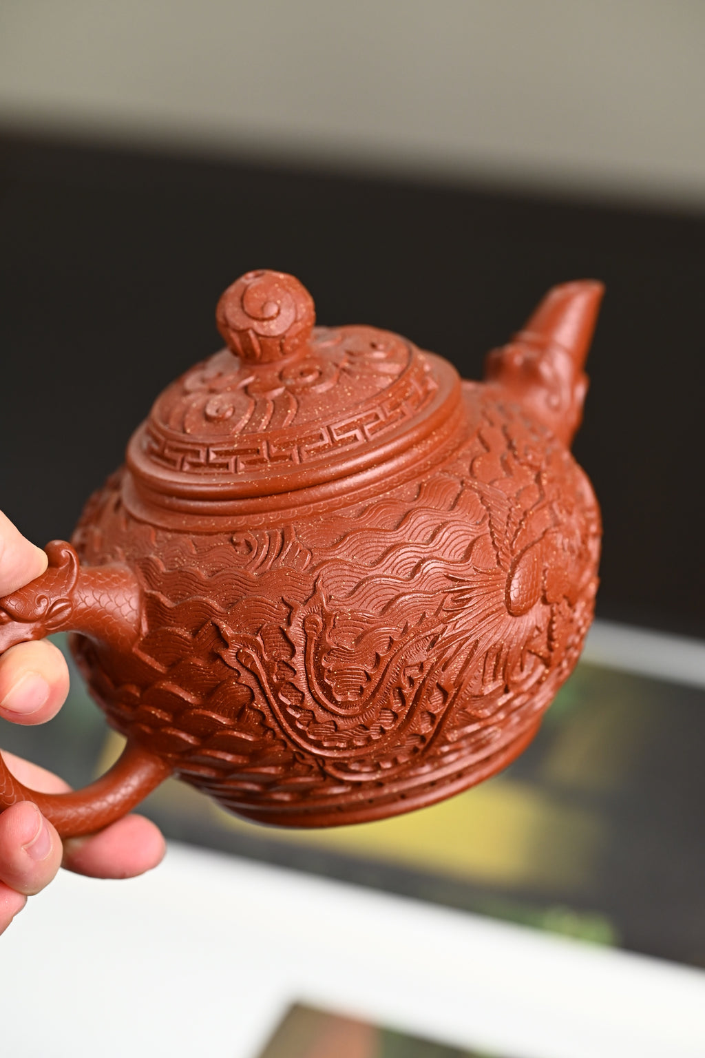 『龙腾盛世』 桂花砂·容量420cc·14孔出水·王岳龄·国家级正高级工艺美术师（双研高） - ZishaTeapotChina