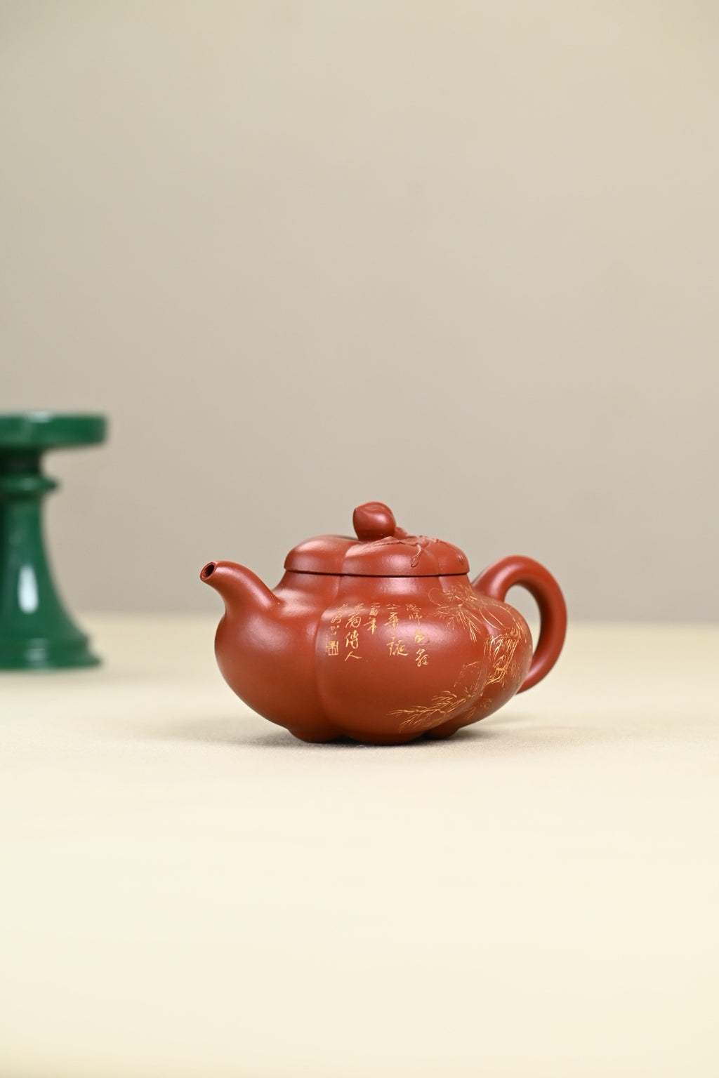 『上合桃』 极品皱皮朱泥·容量280cc·9孔出水·王岳龄·国家级正高级工艺美术师（双研高）