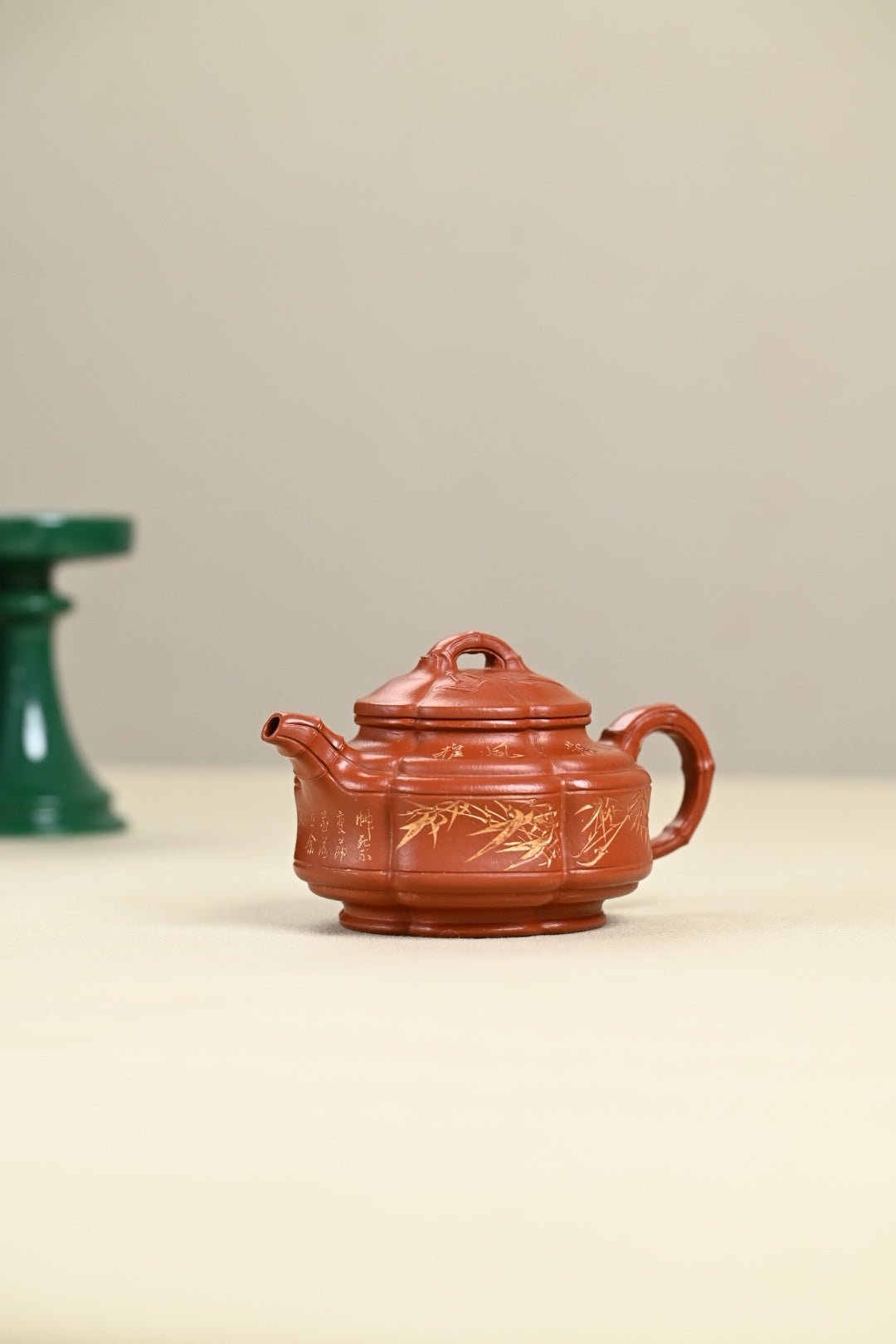 『六方竹鼓』 极品皱皮朱泥·容量300cc·9孔出水·王岳龄·国家级正高级工艺美术师（双研高）