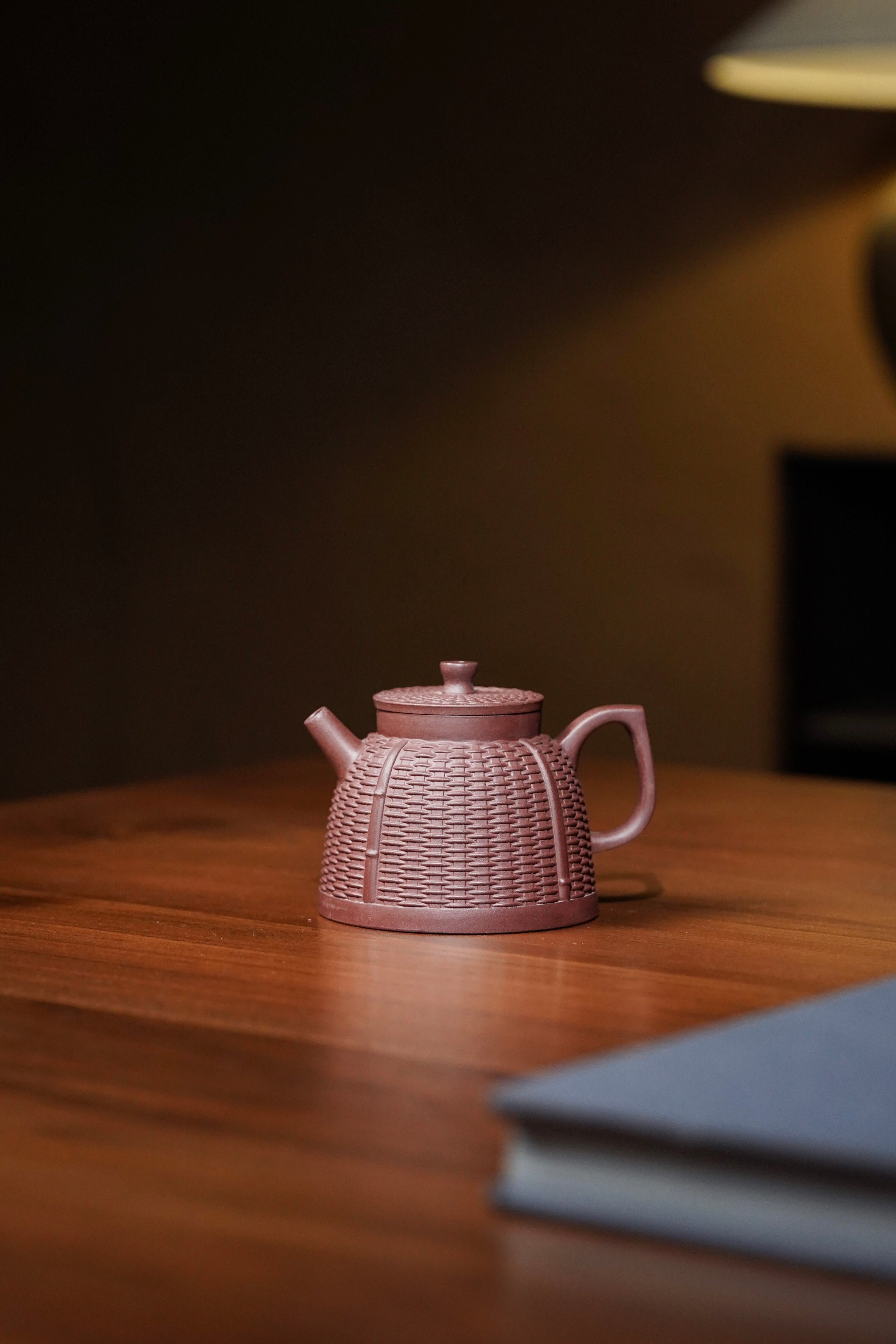 范泽锋大师高徒·省大师邱爽紫砂潜力重器【竹编鱼罩壶】原矿优质老紫泥·160cc