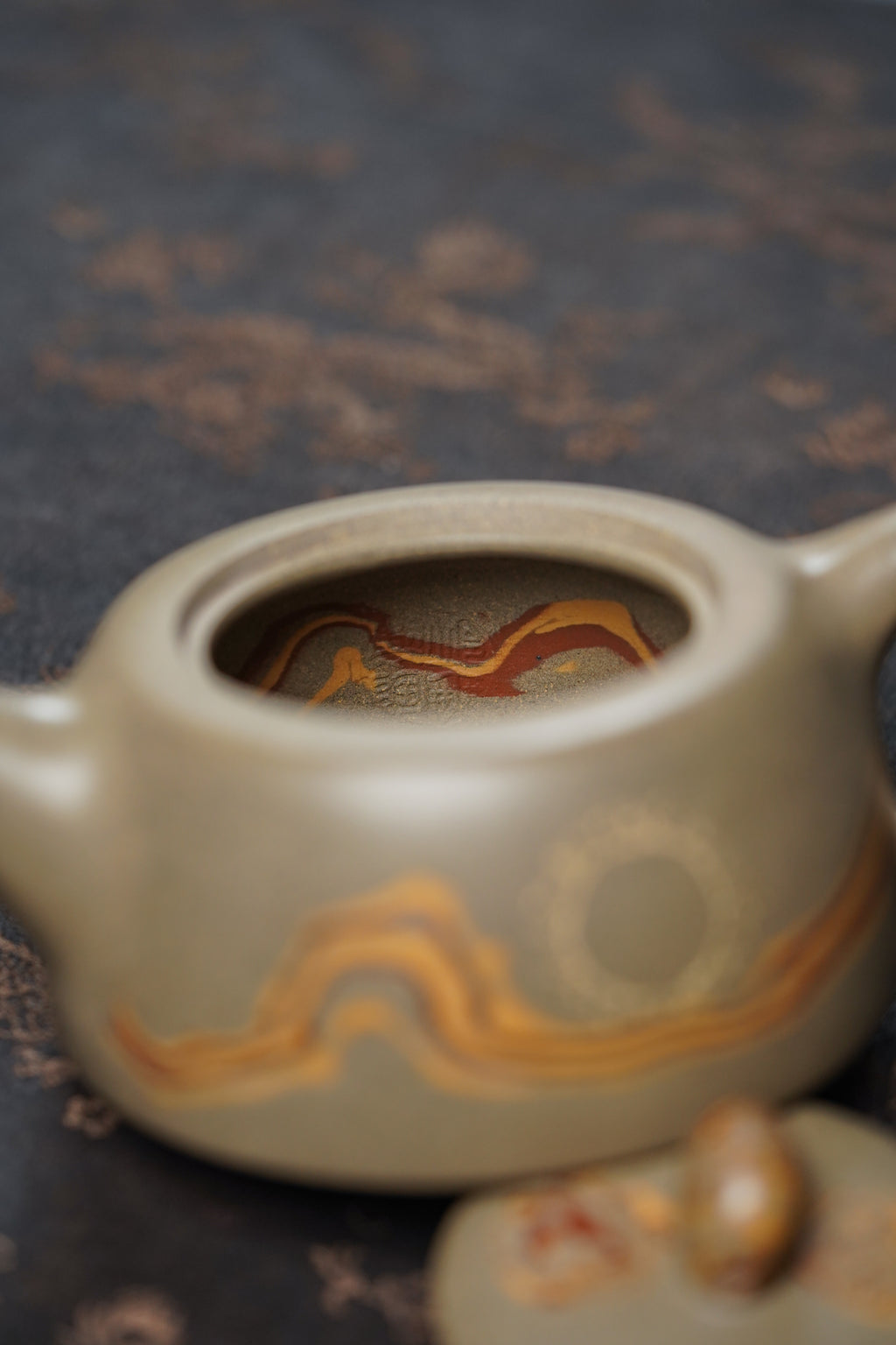 范泽锋大师高徒·省大师邱爽紫砂潜力重器【天际壶】雨花石 原矿极品蟹壳青·190cc