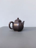【耿浩方器 礼藏当代】 紫砂界80后方器巨匠扛鼎之作《六方秋水壶》原矿极品纯紫老泥·250cc