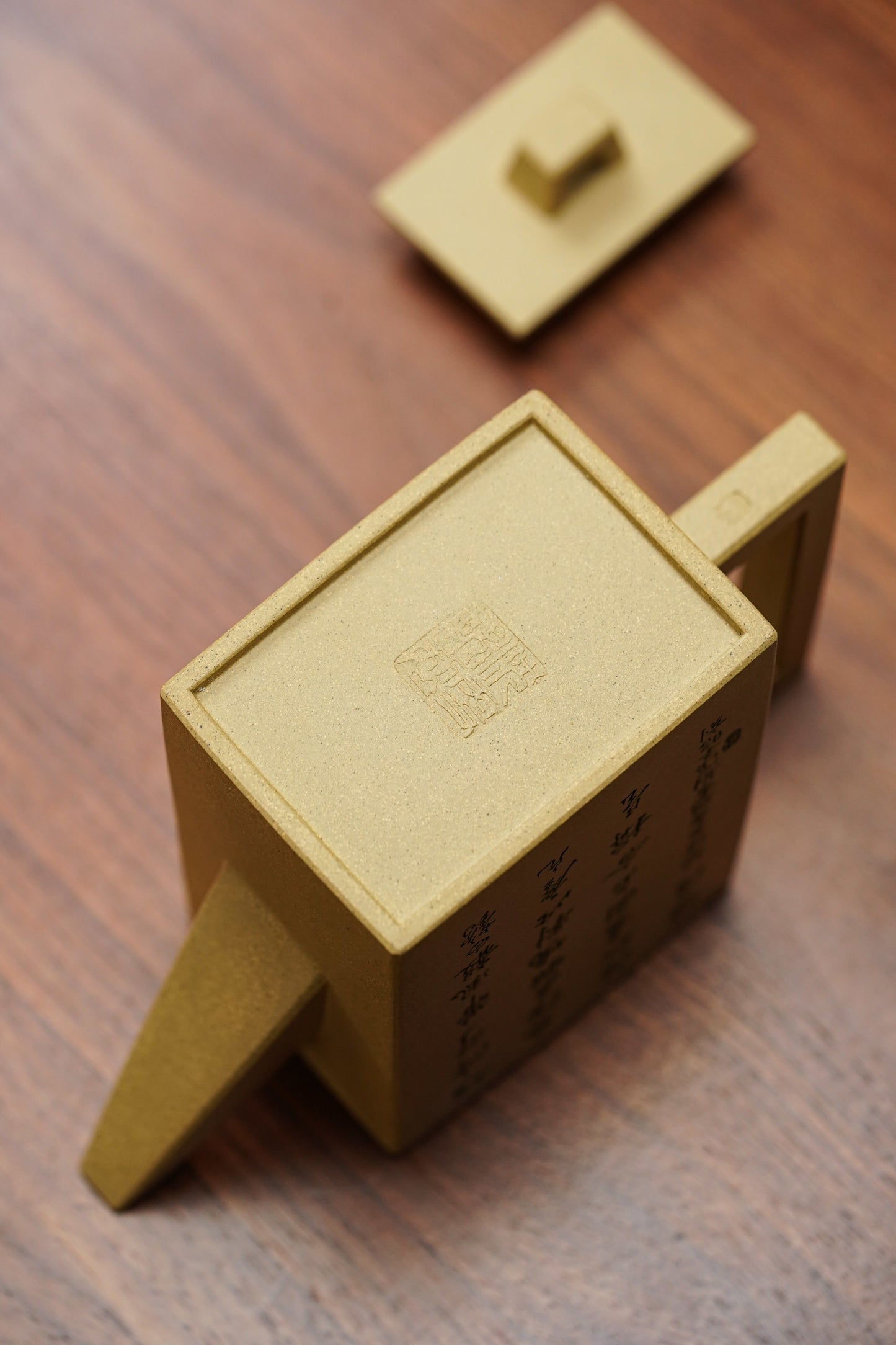 沈更轶大师紫砂巅峰之作· 大拍31万同款【砖方壶】原矿优质本山绿泥·480cc