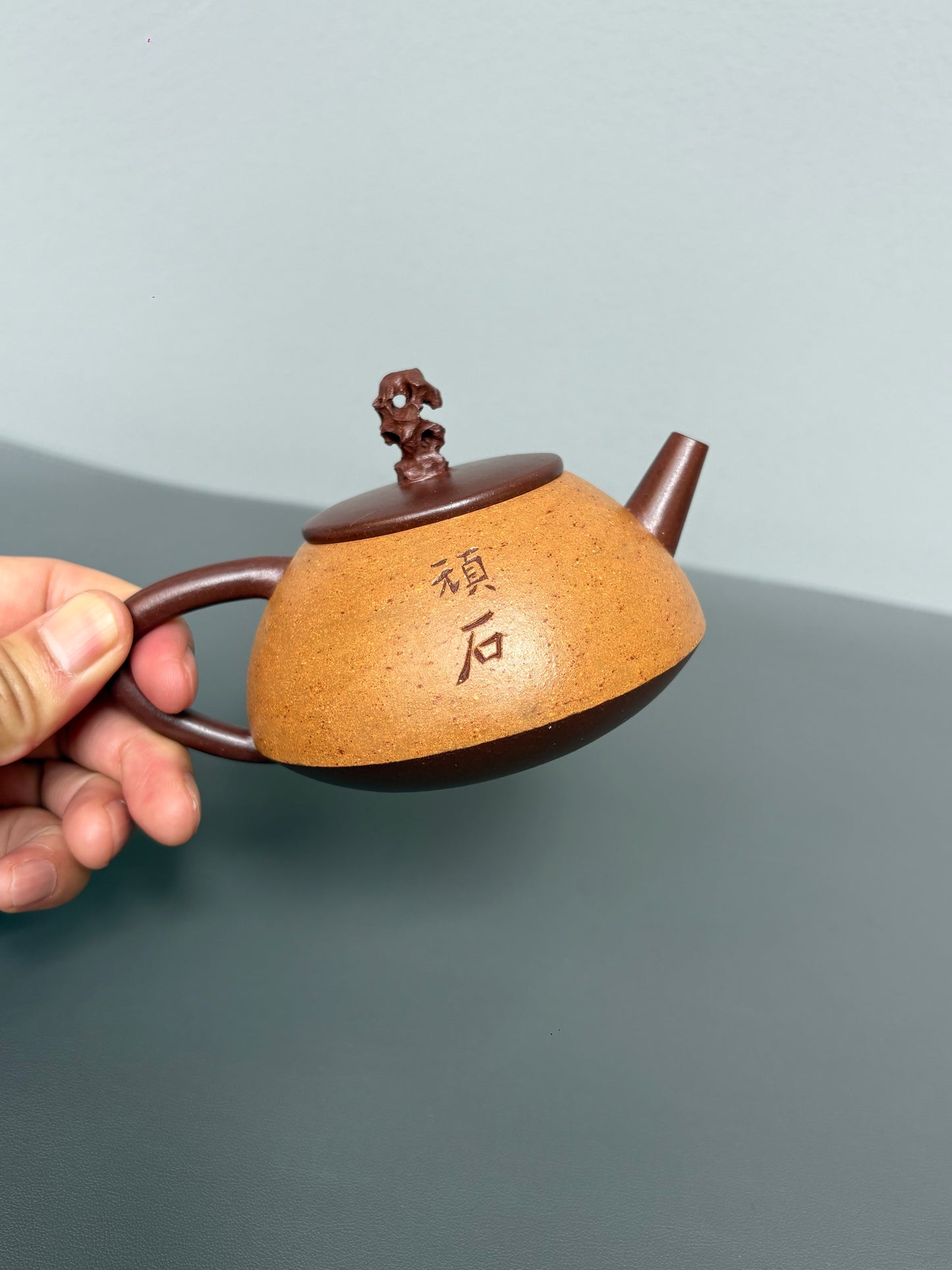 新品藏界臻选·石韵天成紫砂太湖石巨匠·刘文科（云植）新品《顽石壶》原矿底槽清粉浆·200cc