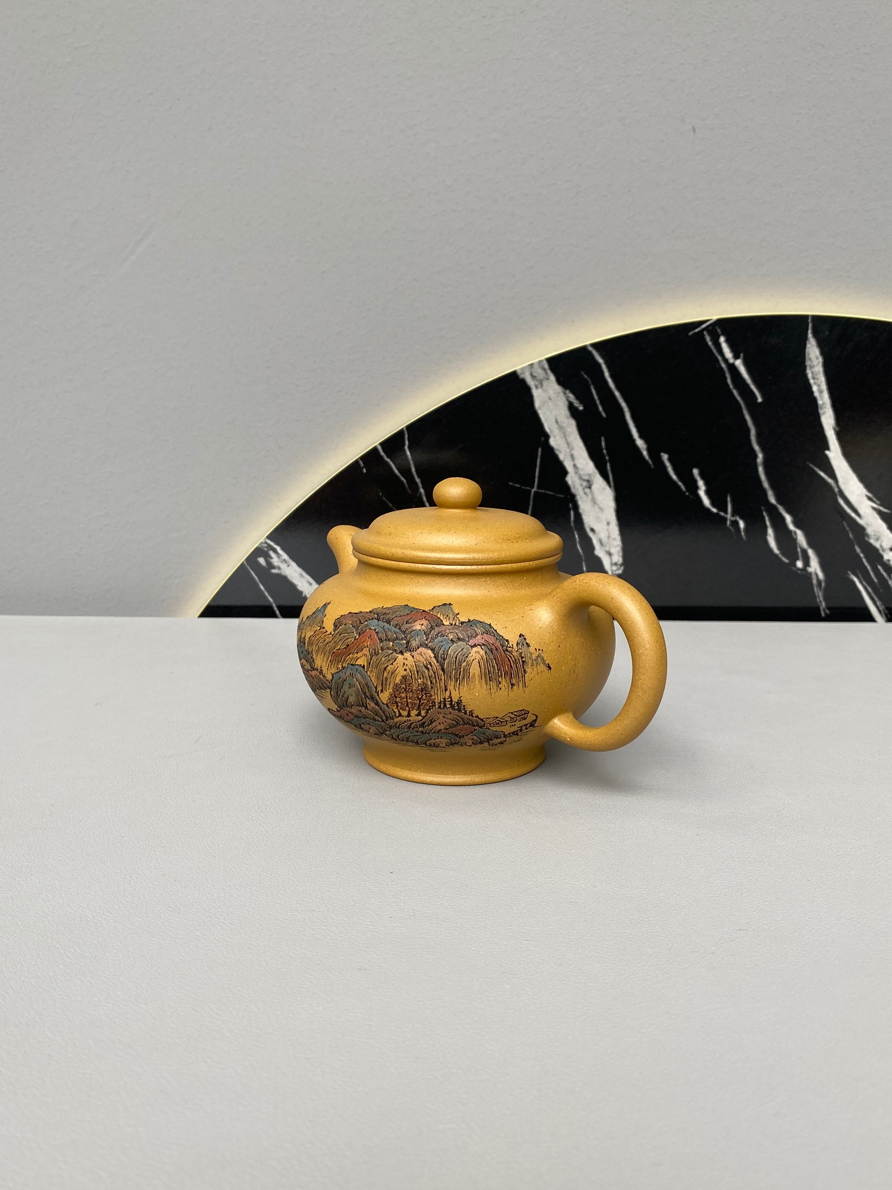 紫砂界彩刻山水标杆·李峰大师｜恭王府馆藏臻品《掇只壶》原矿优质黄金段·320cc