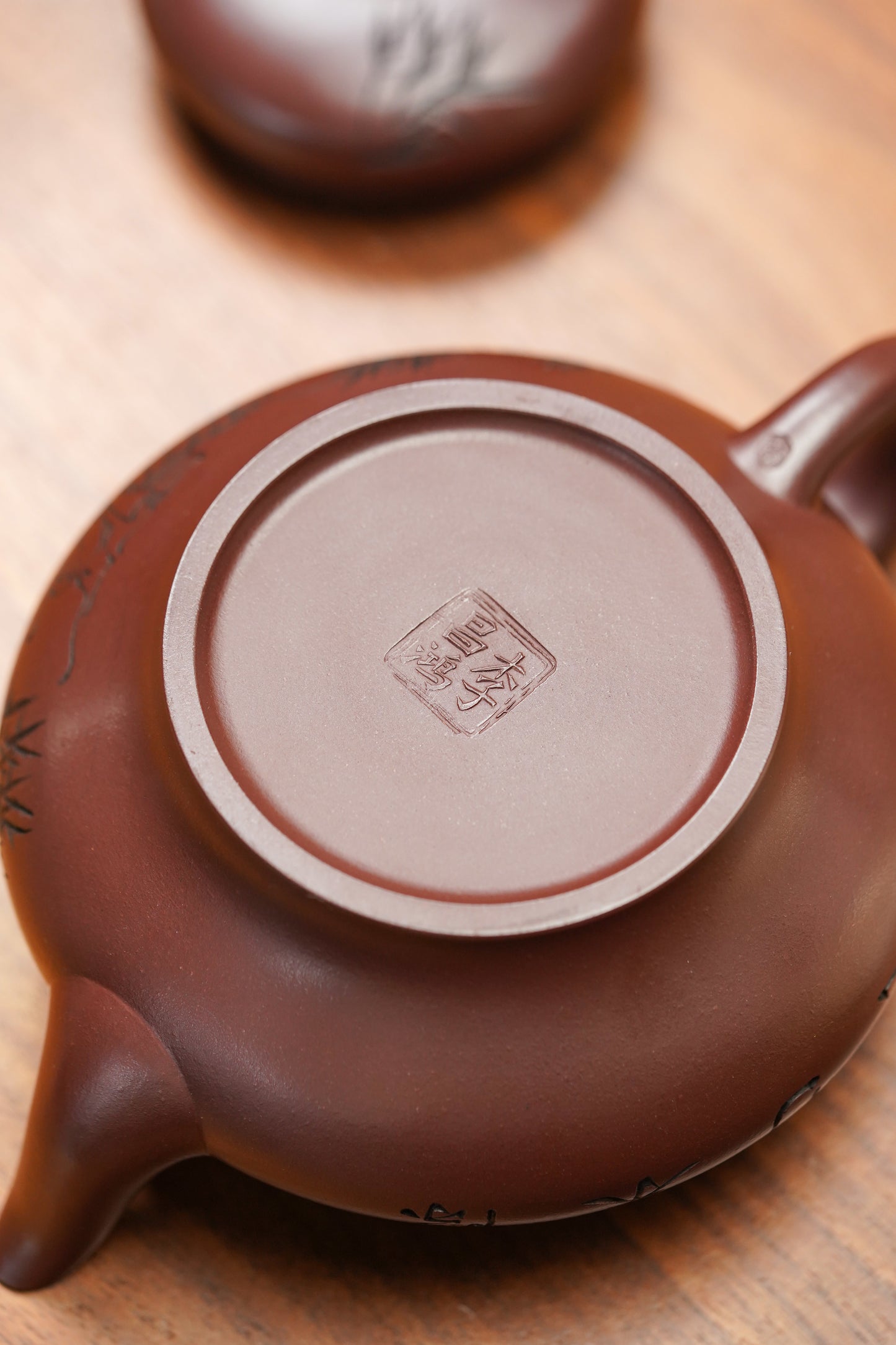 紫砂泰斗顾景舟传承·双国大师匠心之作【扁灯壶】原矿优质老紫泥 450cc