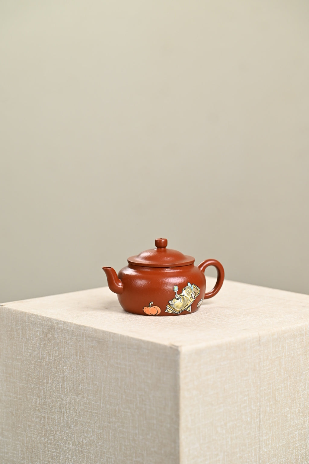 『旭帽』 极品皱皮朱泥·容量130cc·9孔出水·王老师（国家级工艺美术师）