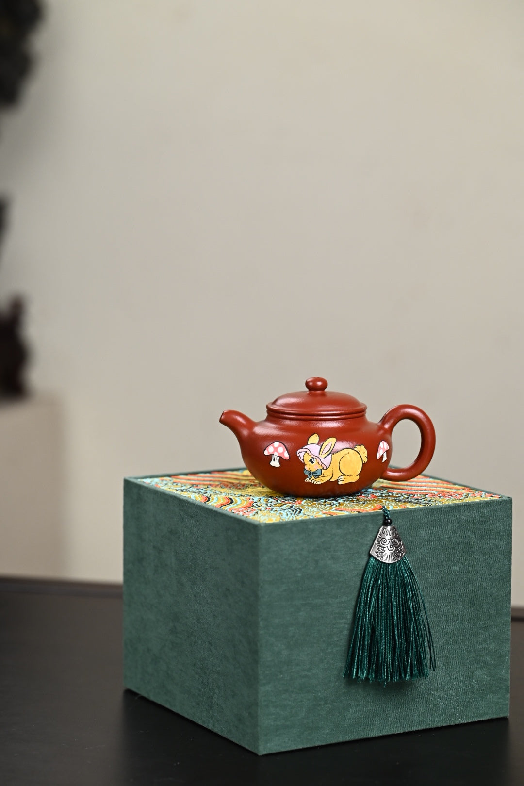 『仿古』 极品皱皮朱泥·容量130cc·9孔出水·王老师（国家级工艺美术师）