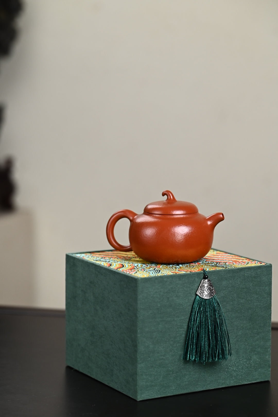 『茄瓜』 极品皱皮朱泥·容量180cc·9孔出水·王老师（国家级工艺美术师）