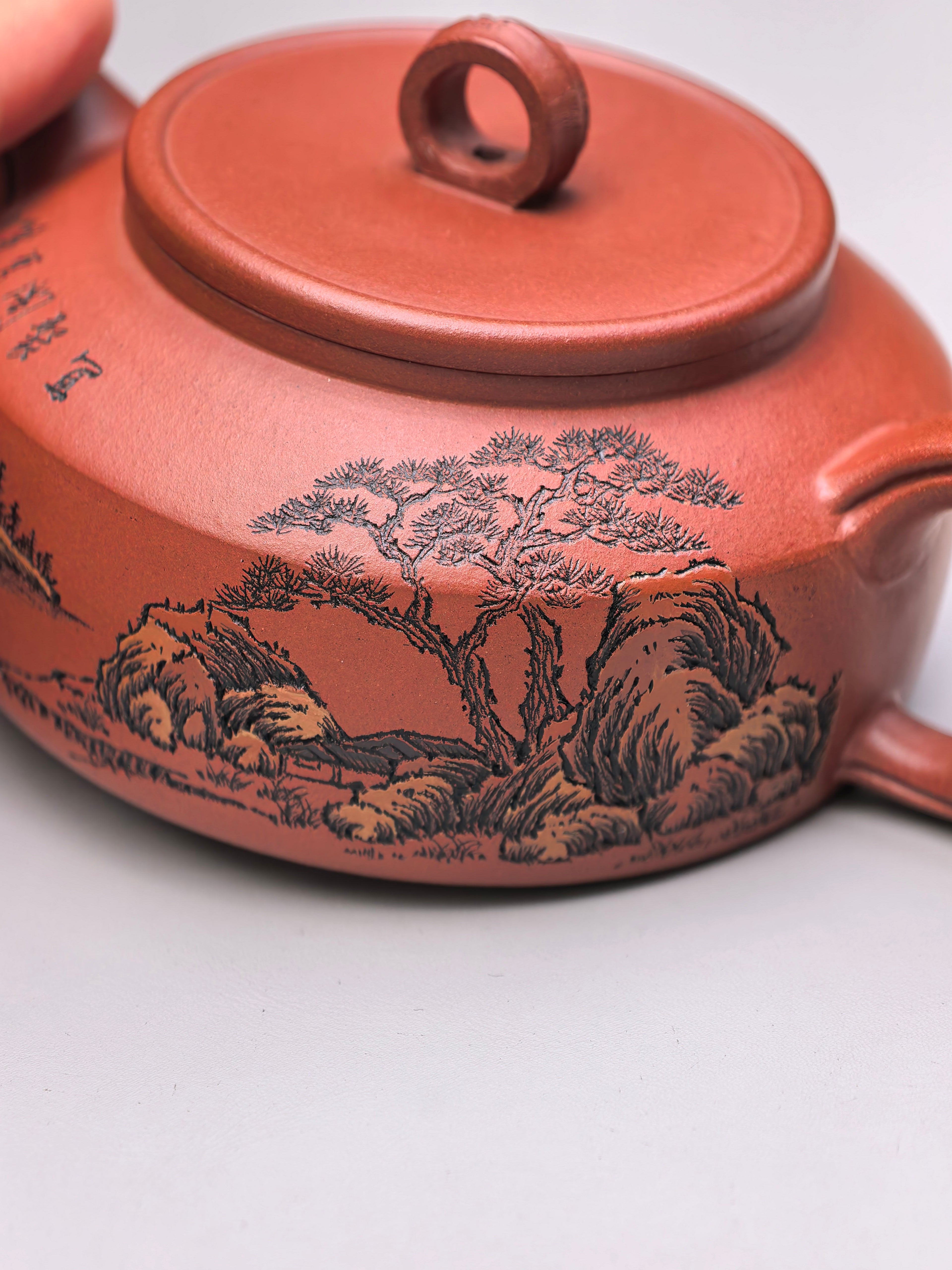 紫砂界彩刻山水标杆·李峰大师｜恭王府馆藏臻品《节节高升壶》原矿优质底槽清·260cc