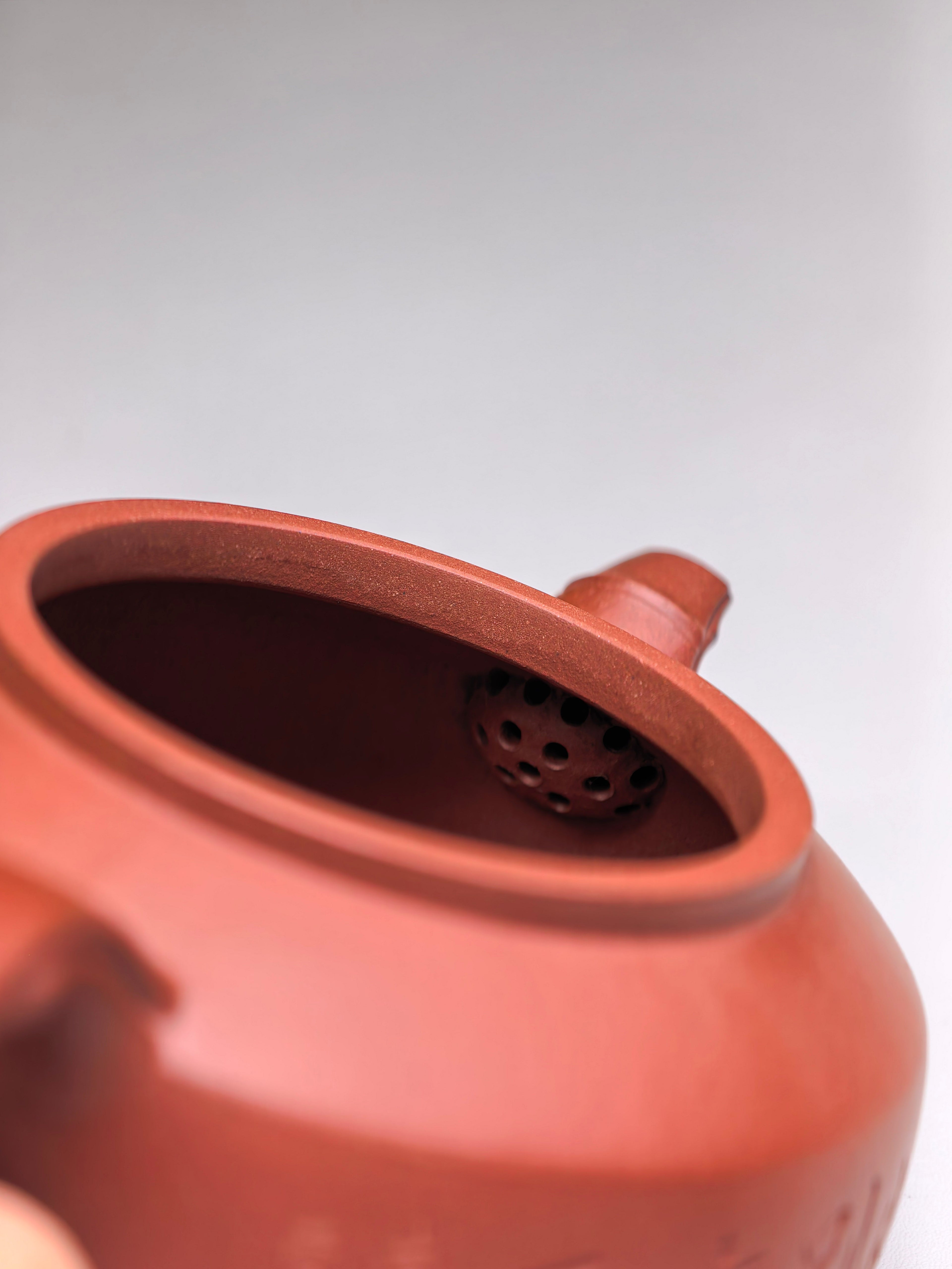 紫砂界彩刻山水标杆·李峰大师｜恭王府馆藏臻品《节节高升壶》原矿优质底槽清·260cc