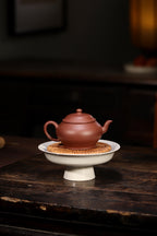 【高虚扁】 制壶：周彬 （国家级工艺美术员） 泥料：原矿紫泥 容量：220cc