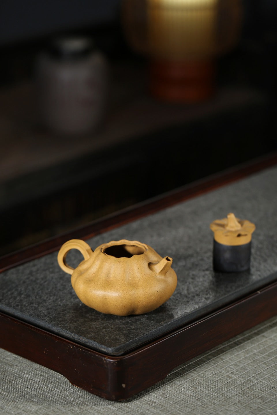 【小南瓜】 制壶：李卢春（国家级工艺美术师） 泥料：原矿段泥 容量：200cc
