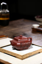 配持壶照 【福临八方】 制壶：刘彩萍（国家级工艺美术师） 原矿底槽青 320cc
