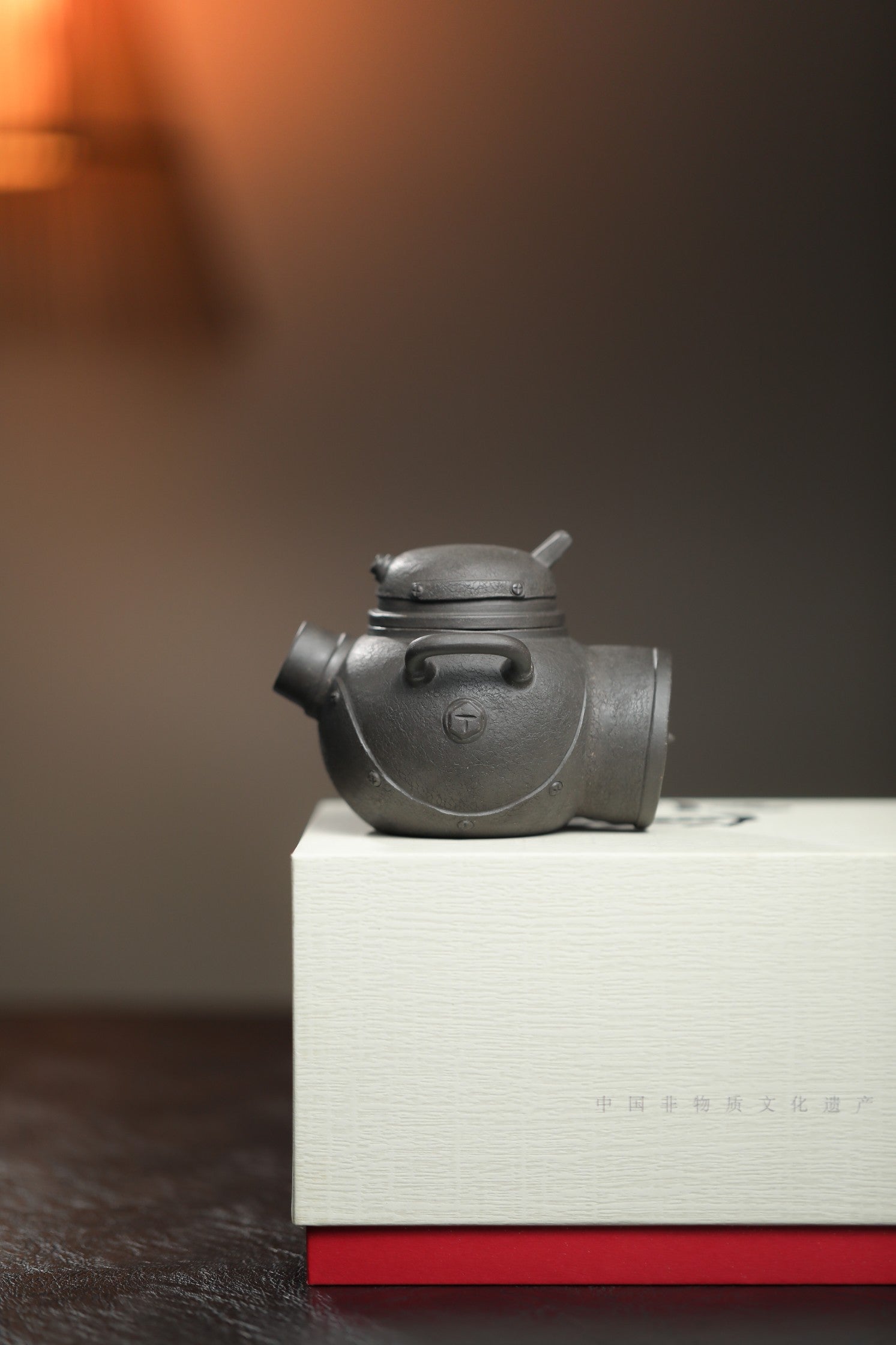 谢尔曼坦克 | 【工业风设计款 半手工·手制·紫泥青铜粉浆·容量180cc 】