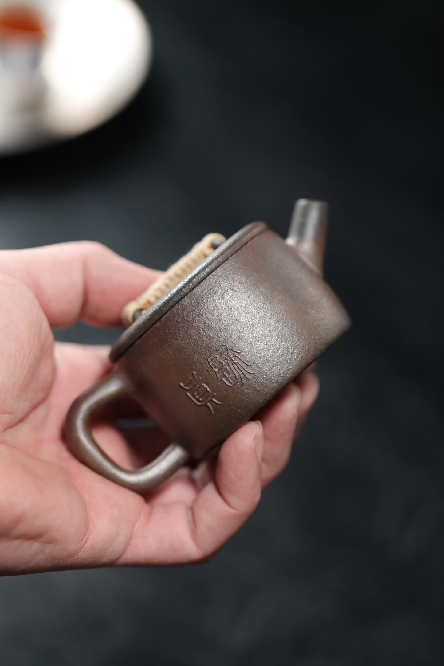 汉瓦 | 【慕古系列 半手工·手制·优质紫泥高温柴烧·容量100cc 立体堆绘 编绳滴钮 】