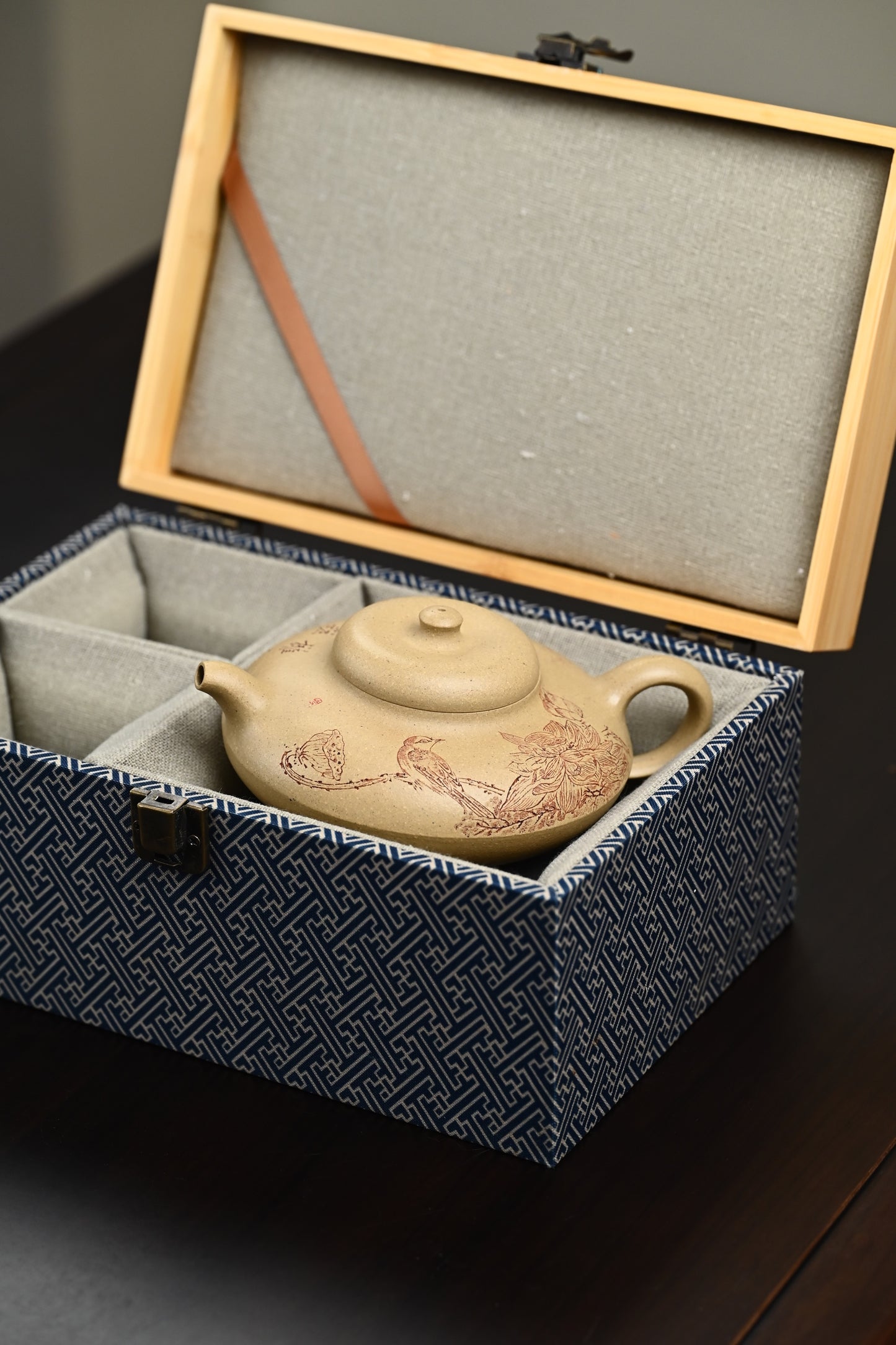 双研高 『合欢』 芝麻段·容量300cc·9孔出水·内推·王岳龄·国家级正高级工艺美术师