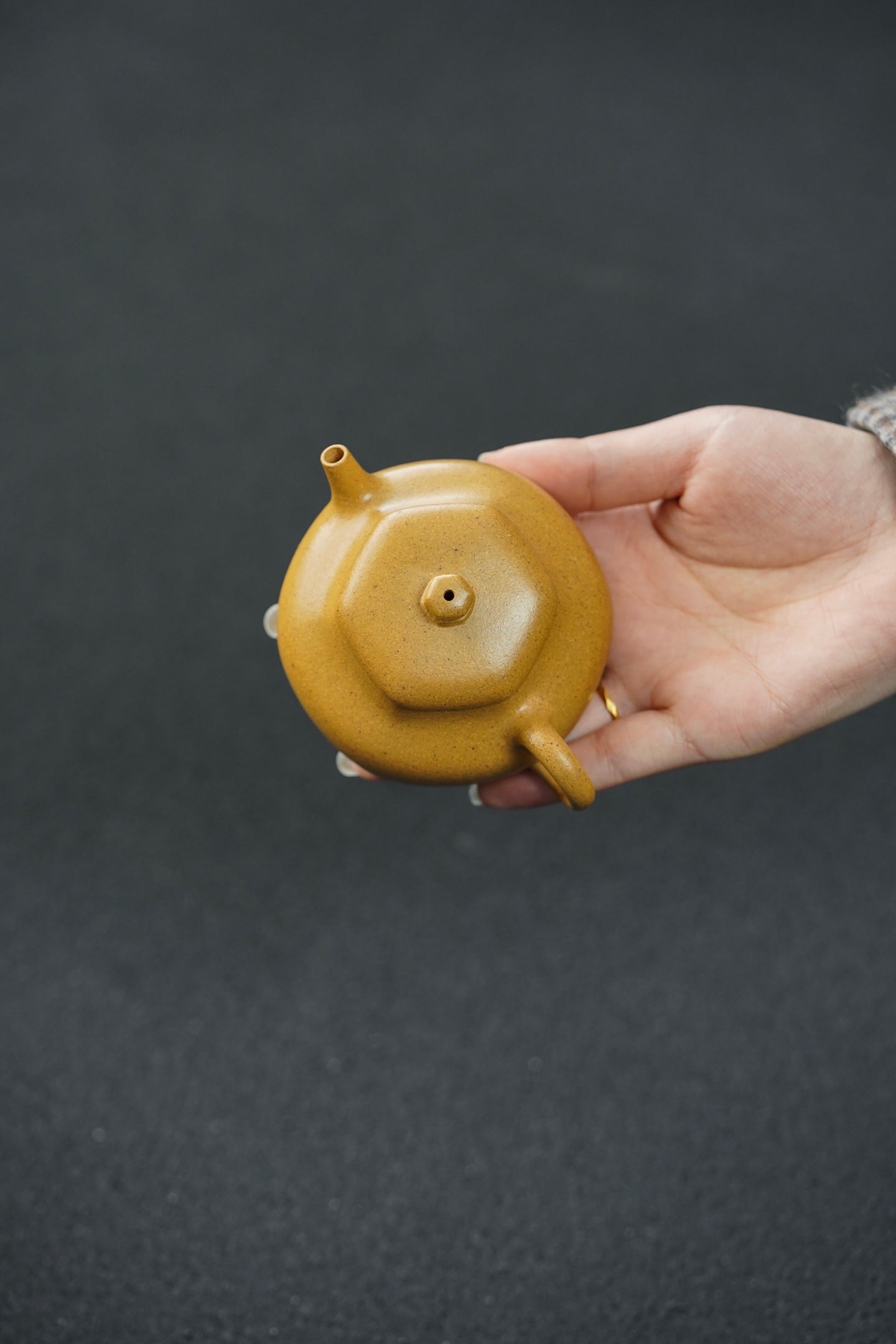 小六方静乐·性价比 把玩器·100cc 原矿黄金段 慕古润泽