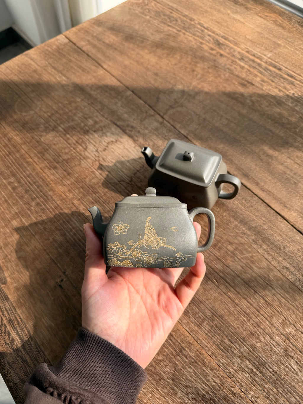 小四方·轻胚精工·200cc 青灰泥 泥料出彩 形体方正 大平底 精工刻绘