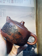 国工佳作【天际】 泥料：原矿龙血砂 450cc 作者：钱云娇 国家级工艺美术师