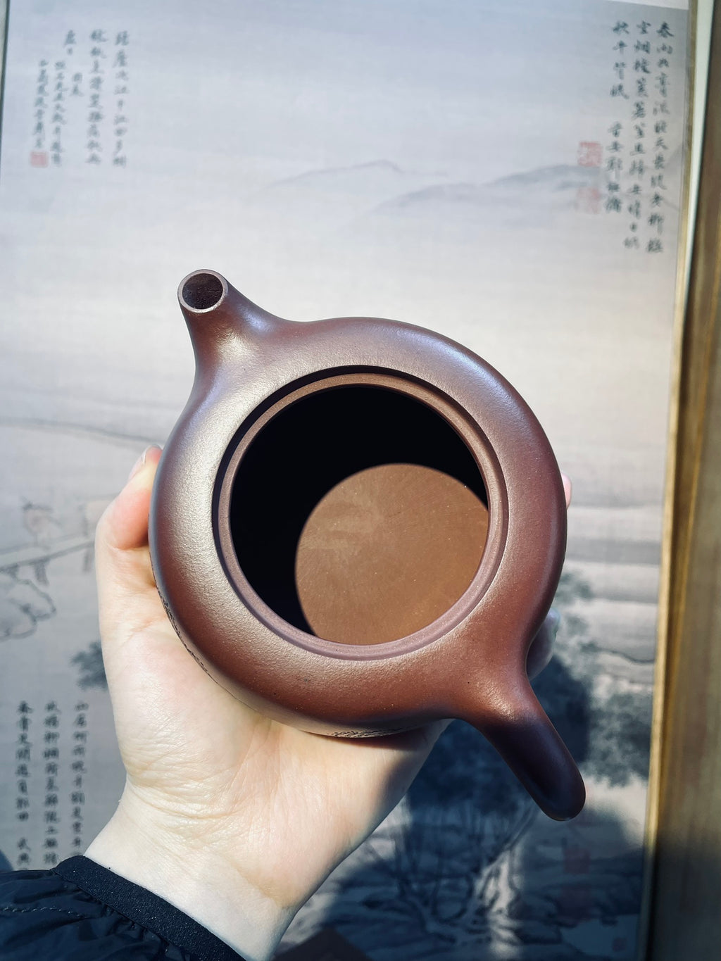 国工佳作【天际】 泥料：原矿龙血砂 450cc 作者：钱云娇 国家级工艺美术师