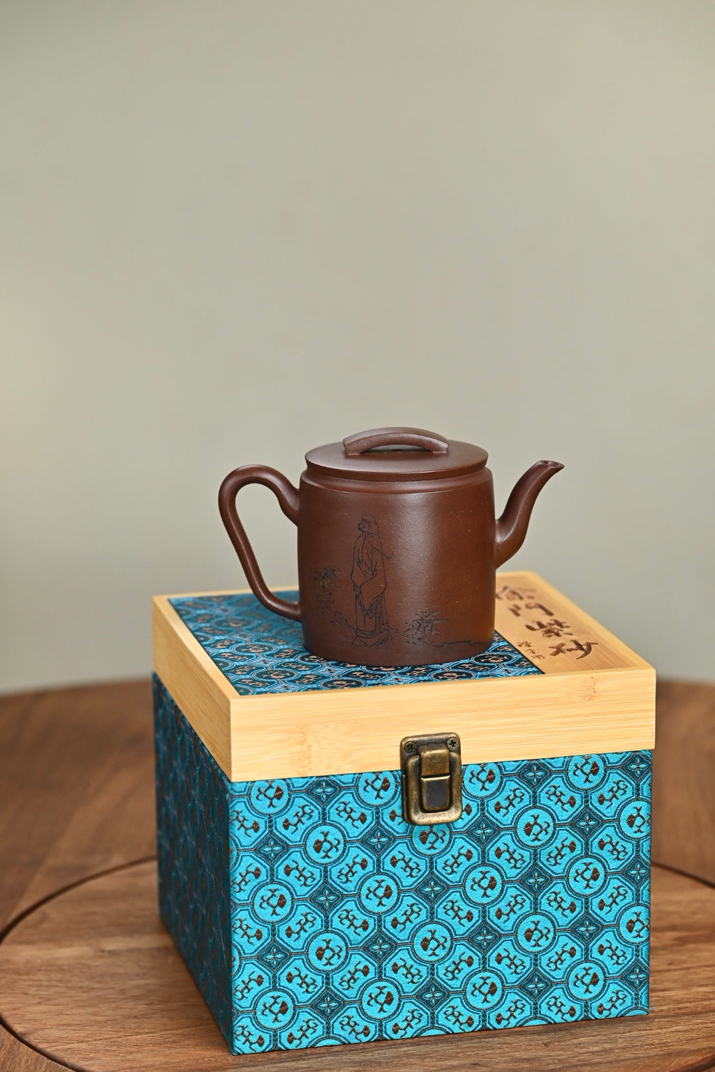 "Gaohan Tile" First Factory Old Purple Clay · Capacity 350cc · 7 Holes Water Outlet · Inner Push · Shi Zhihong National Level Senior Craft Artist - ZishaTeapotChina