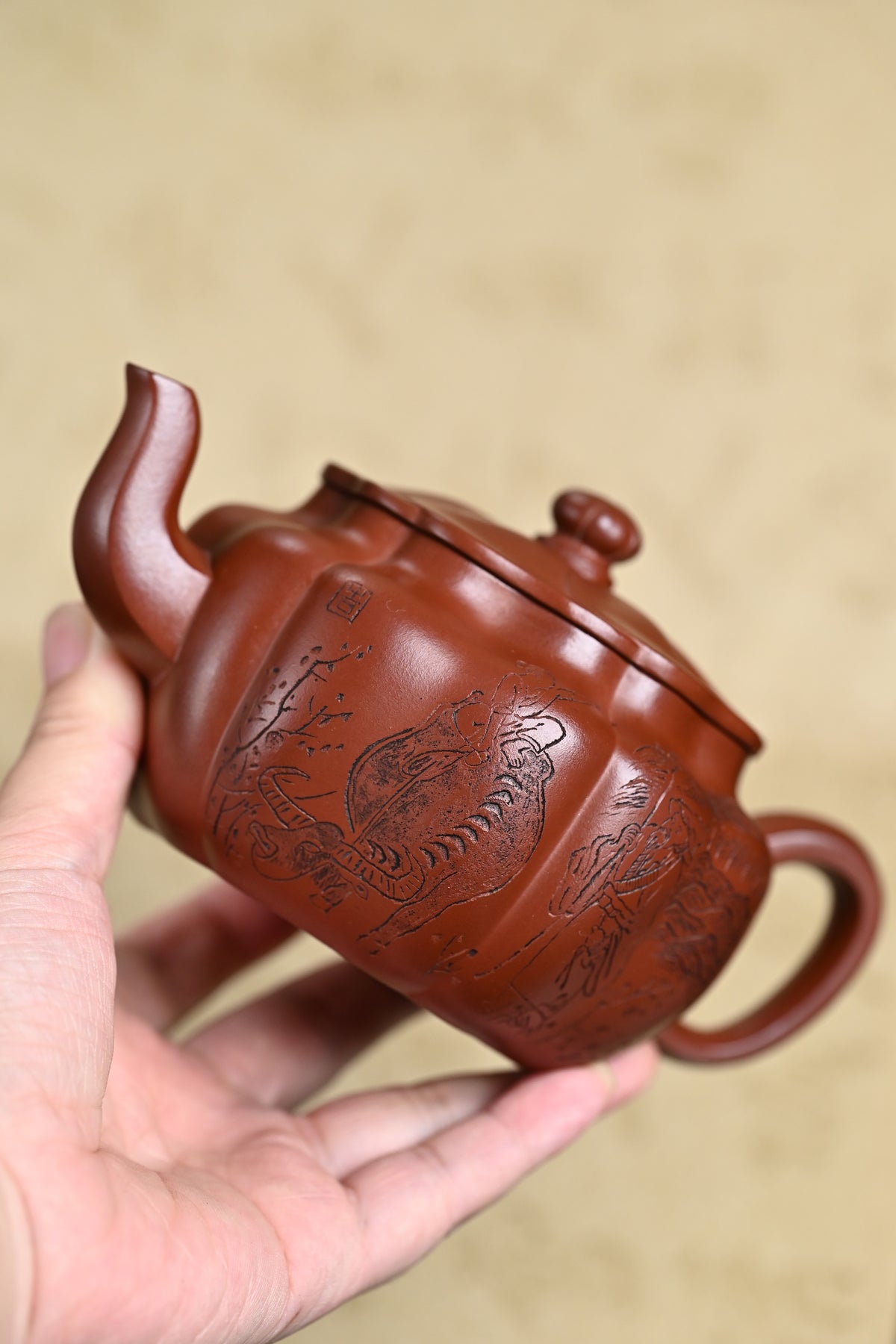『筋纹菱花』 底槽青·容量320cc·9孔出水·史志洪 国家级高级工艺美术师 - ZishaTeapotChina