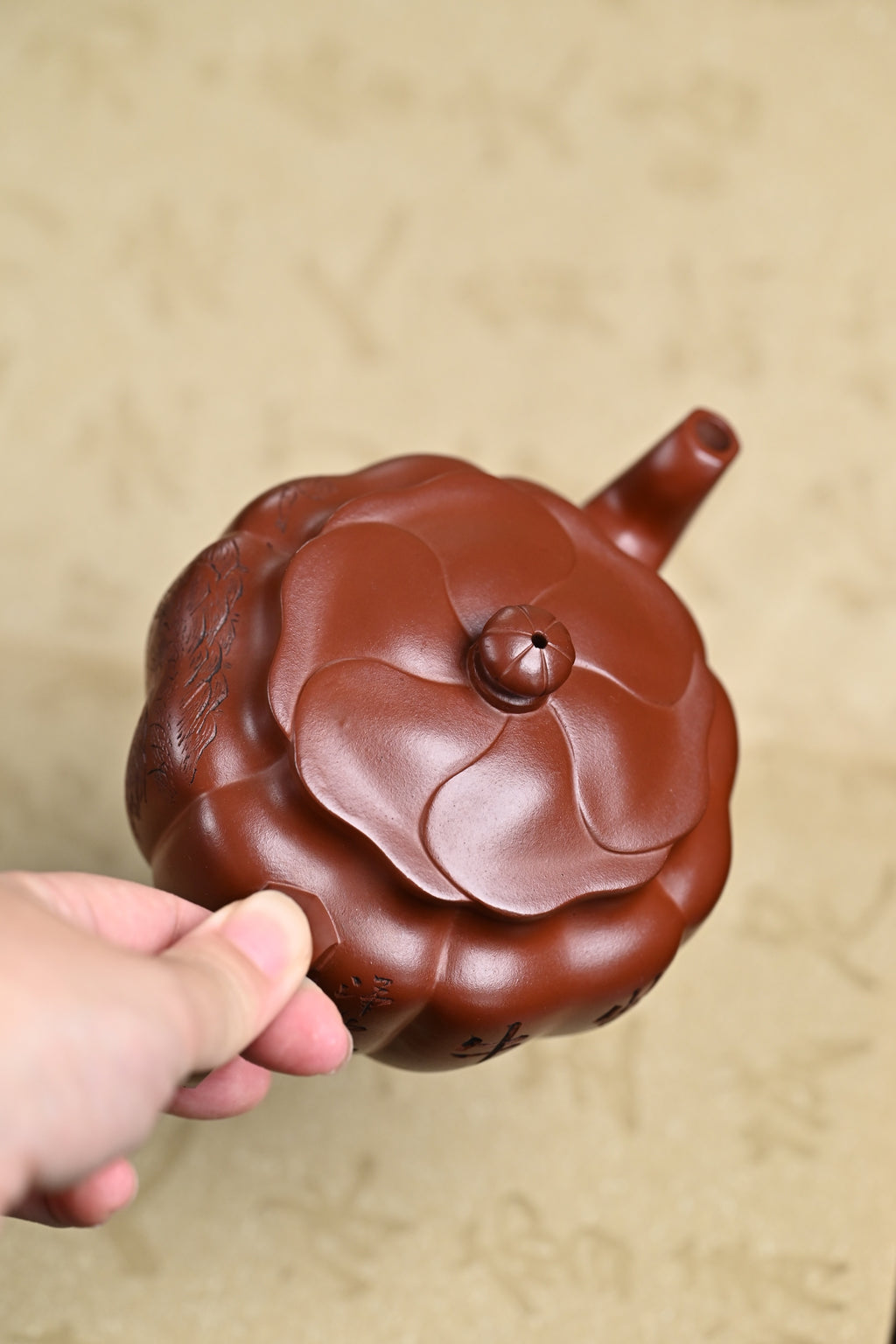 『筋纹菱花』 底槽青·容量320cc·9孔出水·史志洪 国家级高级工艺美术师 - ZishaTeapotChina