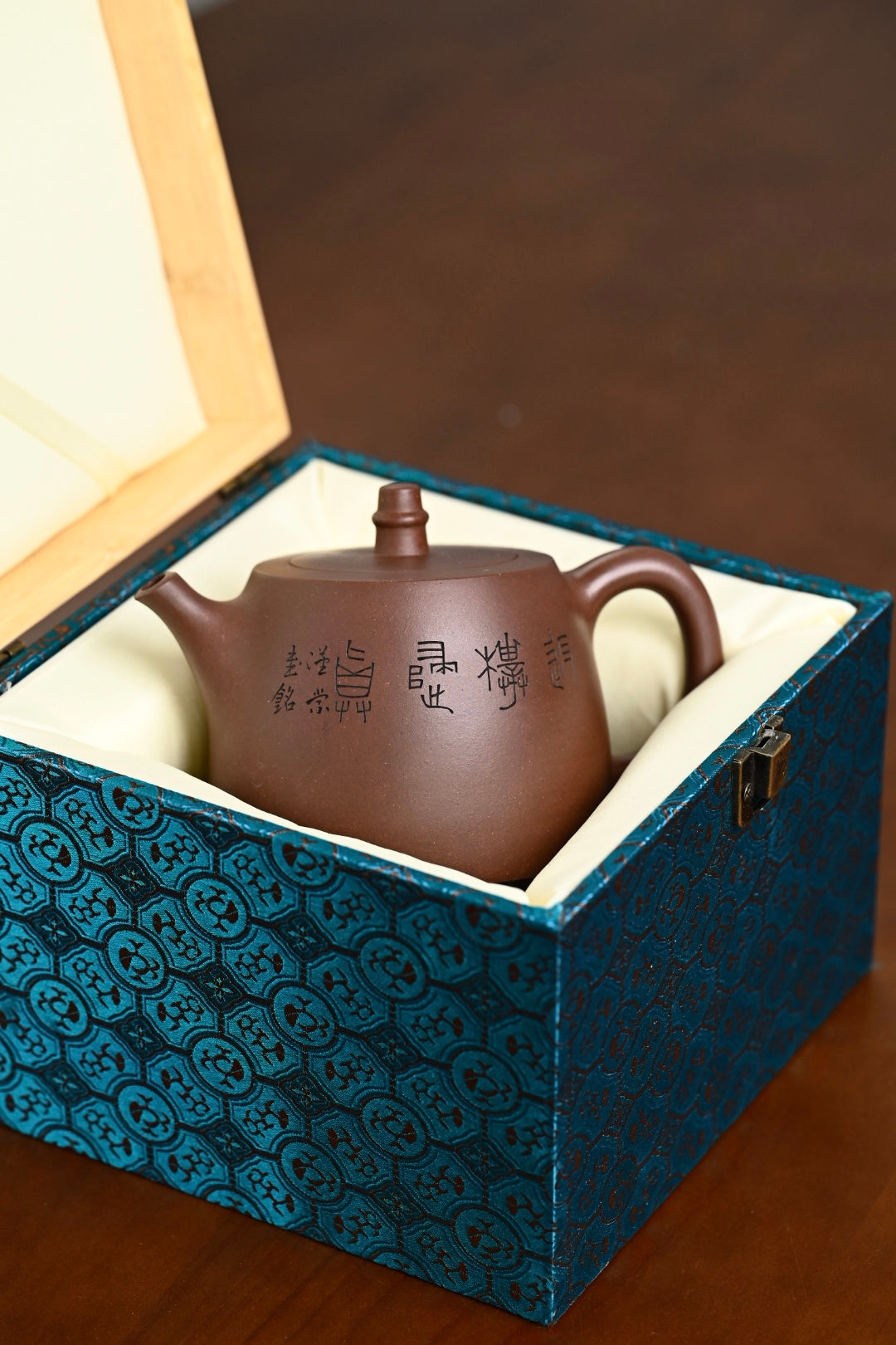 『汉铎』 一厂老紫泥·容量450cc·10孔出水·史志洪 国家级高级工艺美术师