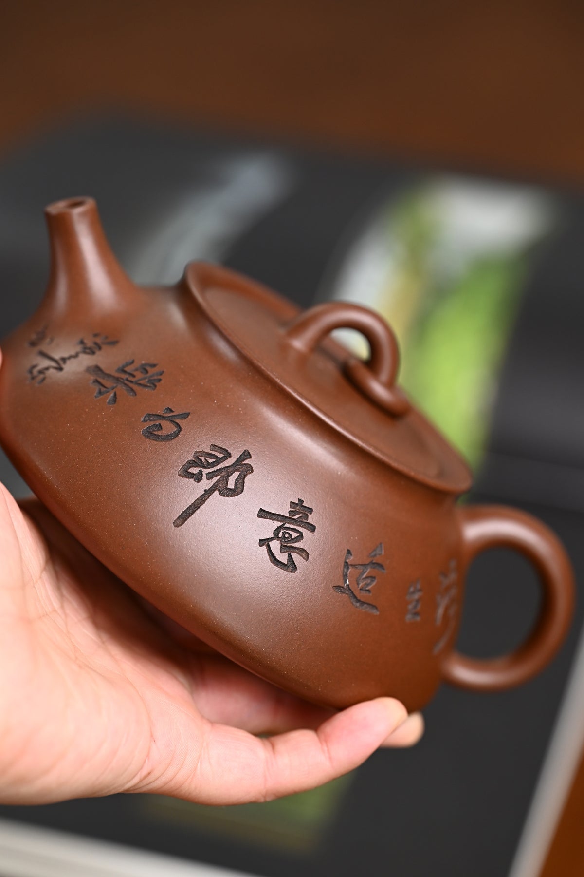『圈钮石瓢』 文革老紫泥·容量370cc·14孔出水·史志洪 国家级高级工艺美术师 - ZishaTeapotChina