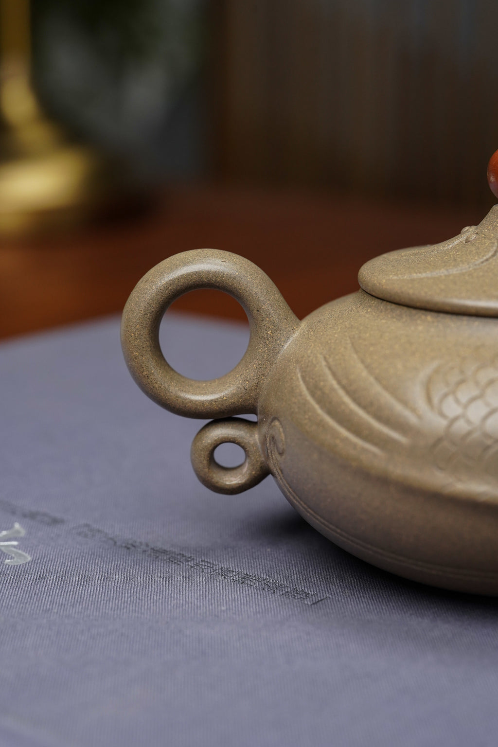 范泽锋大师高徒·省大师邱爽紫砂潜力重器【年年有余壶】原矿优质蟹壳青段·220cc