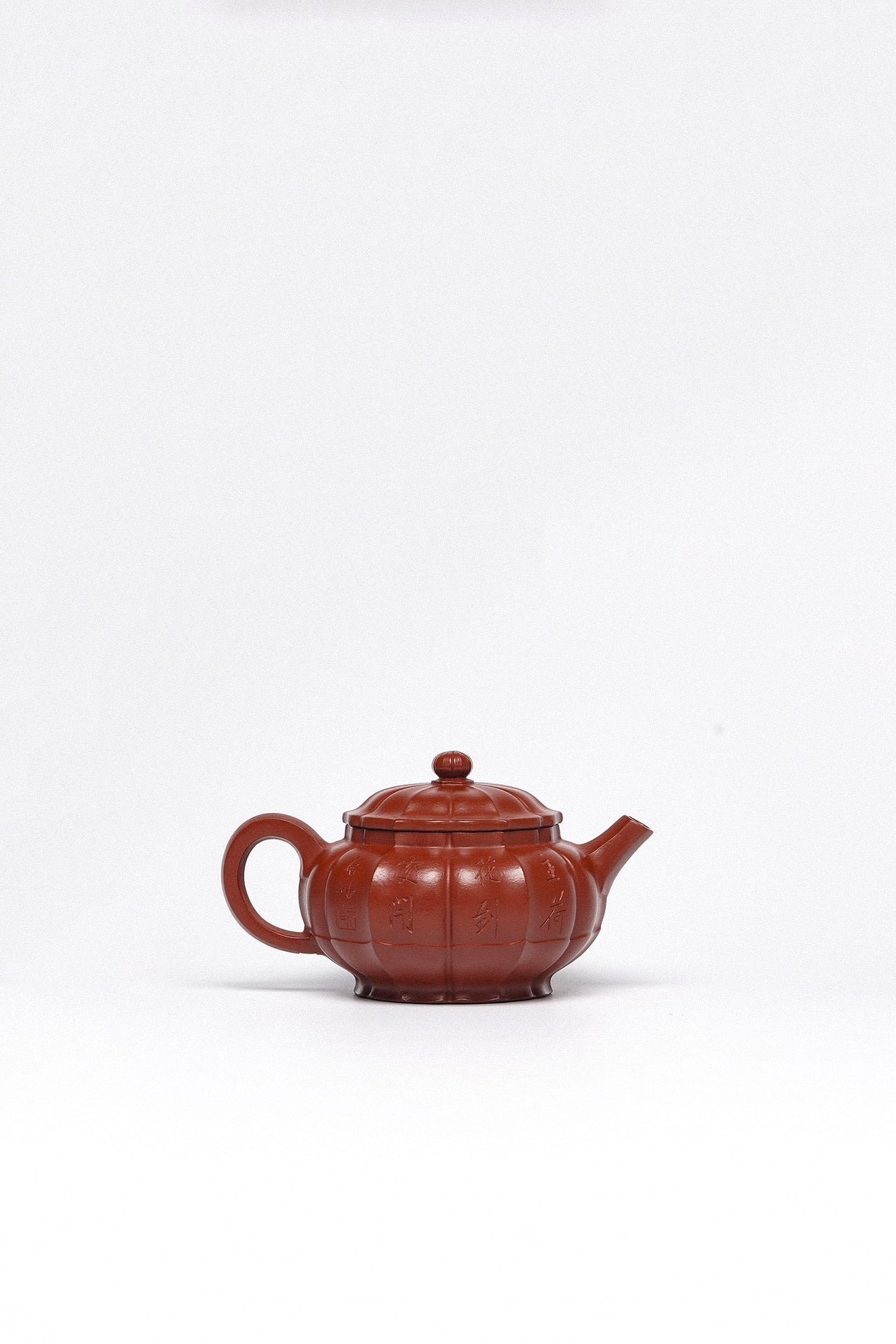 周建春大师扛鼎之作《筋纹莲花壶》原矿优质朱泥·180cc 正高级工艺美术师·周建春·制