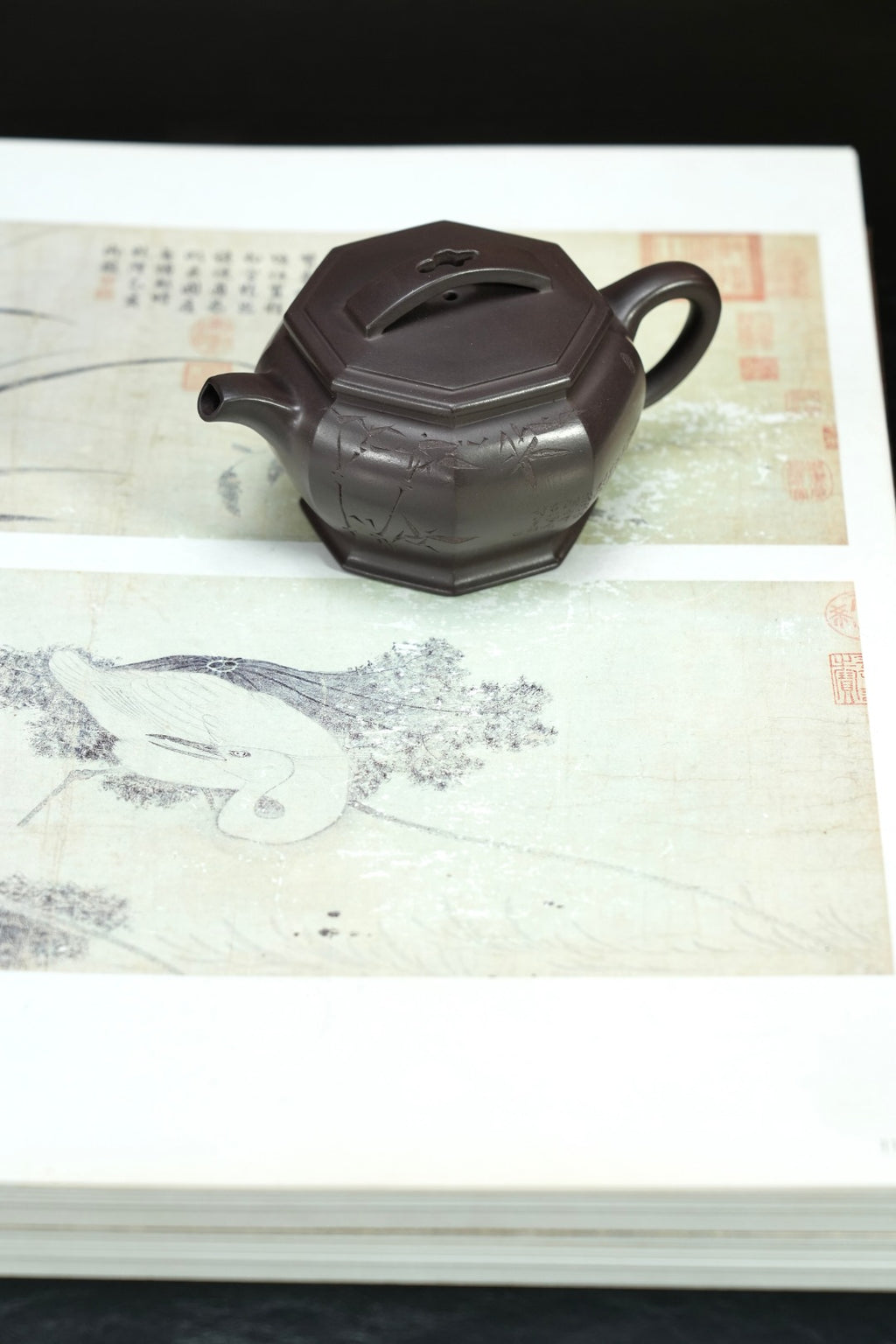 【耿浩方壶 礼藏双绝】 紫砂80后方器巨匠·耿浩巅峰之作《八方汉瓦壶》原矿极品90纯紫老泥·200cc