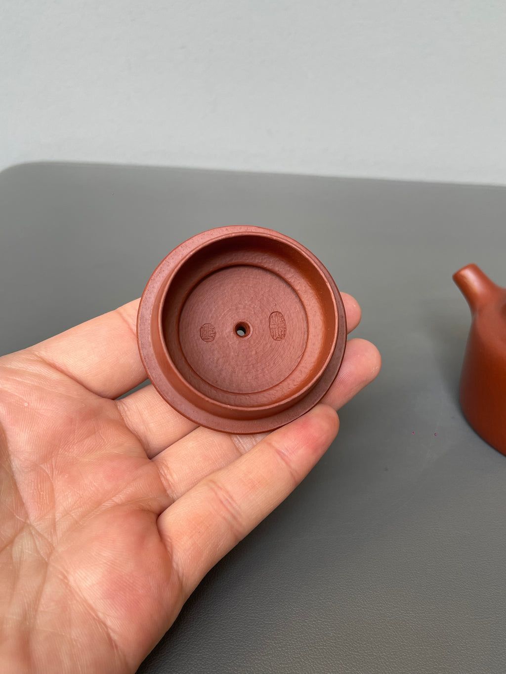 范泽锋大师高徒·省大师邱爽紫砂潜力重器【德钟壶】原矿优质粗砂朱泥·110cc