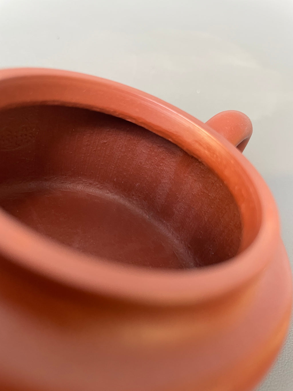 范泽锋大师高徒·省大师邱爽紫砂潜力重器【德钟壶】原矿优质粗砂朱泥·110cc