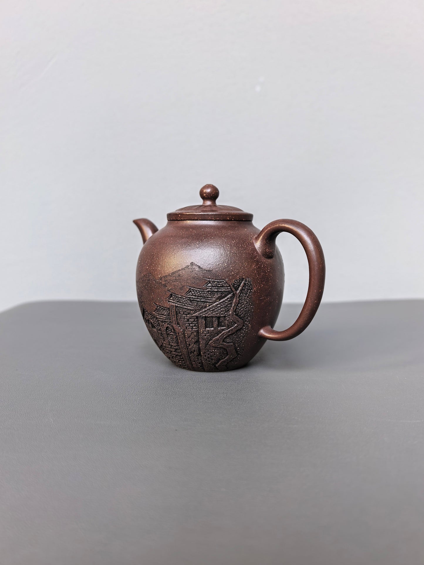 储立之大师｜中国陶瓷艺术终身成就奖获得者｜典藏重器【菱花橄榄壶】原矿优质紫玉金砂·300cc