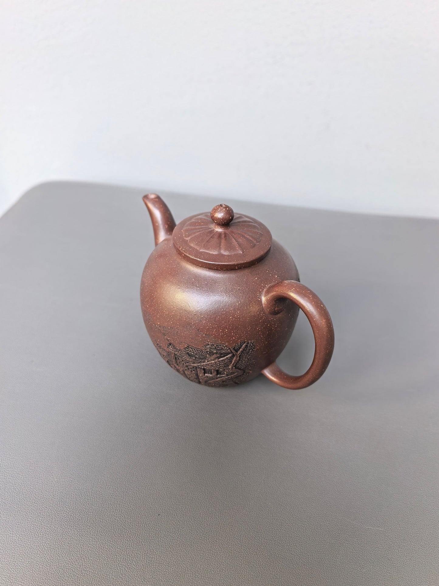 储立之大师｜中国陶瓷艺术终身成就奖获得者｜典藏重器【菱花橄榄壶】原矿优质紫玉金砂·300cc