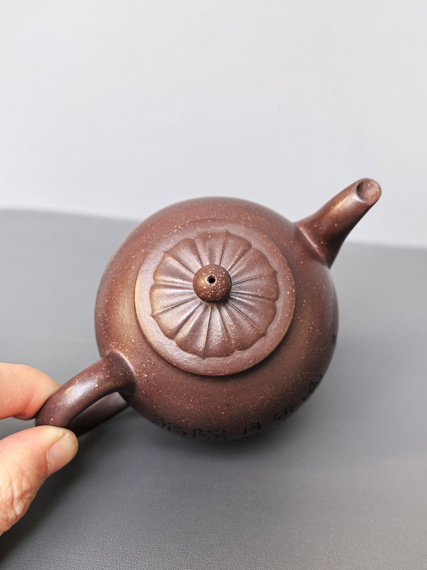 储立之大师｜中国陶瓷艺术终身成就奖获得者｜典藏重器【菱花橄榄壶】原矿优质紫玉金砂·300cc