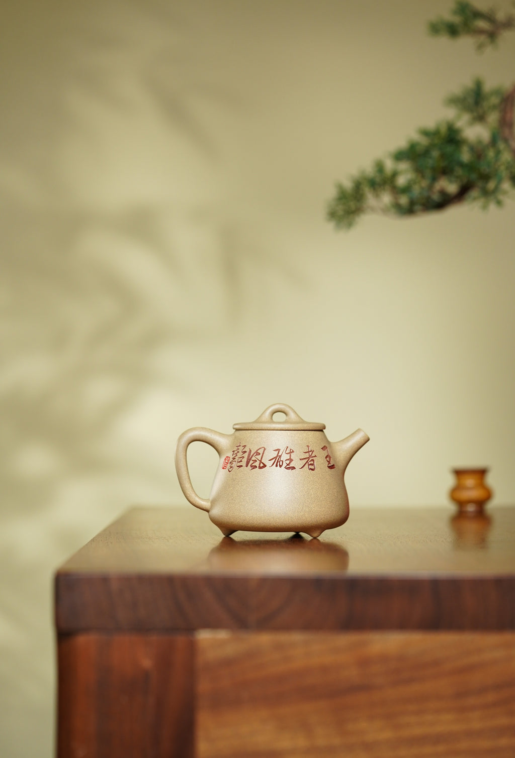 中华神刀·刻绘巅峰 杨喜雨大师陶刻巅峰臻品《高石瓢壶》原矿极品段泥·230cc