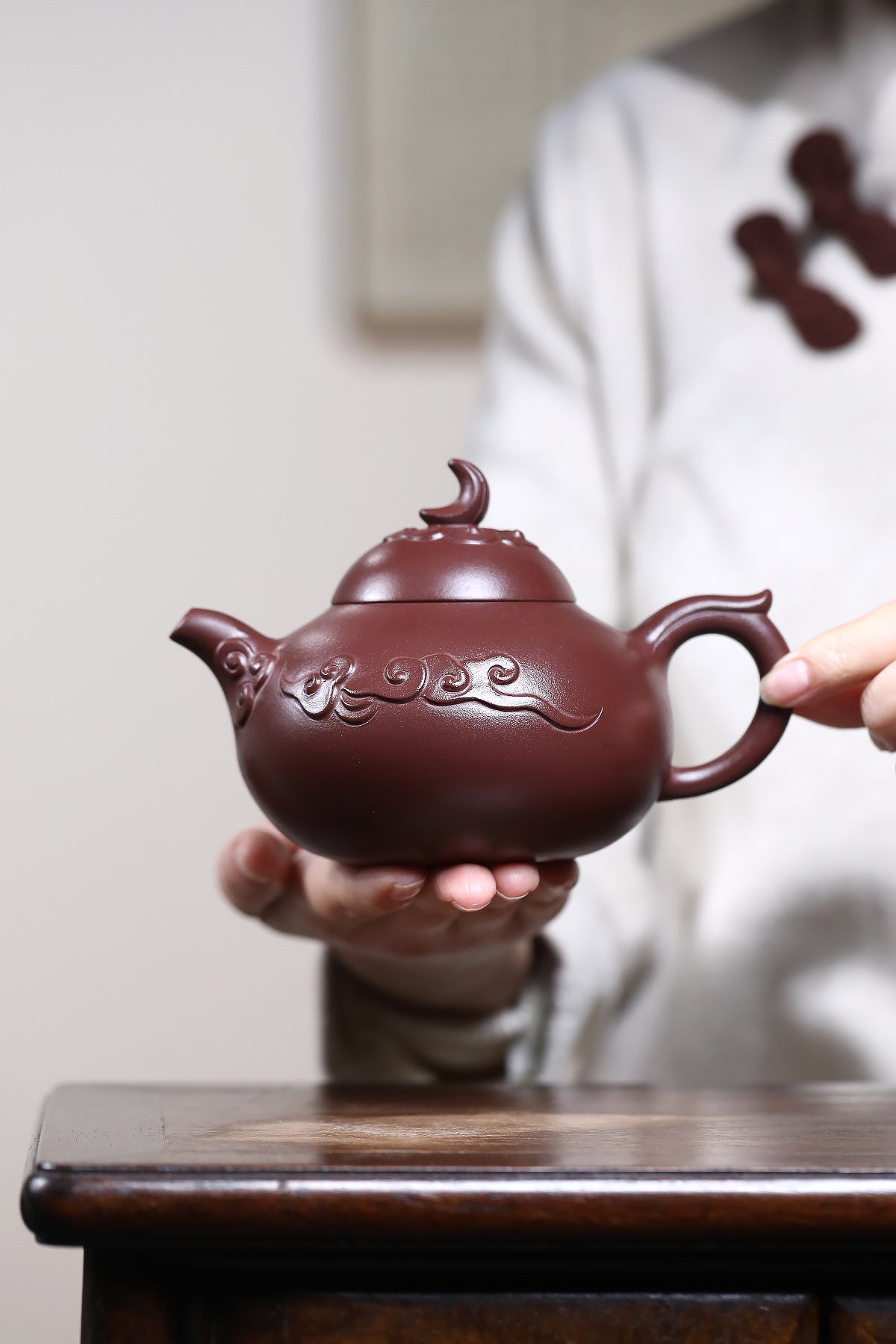 研高经典之：星月菩提 泥料：极品紫泥 容量：400cc 作者：韩小虎 研究员级高级工艺美术师