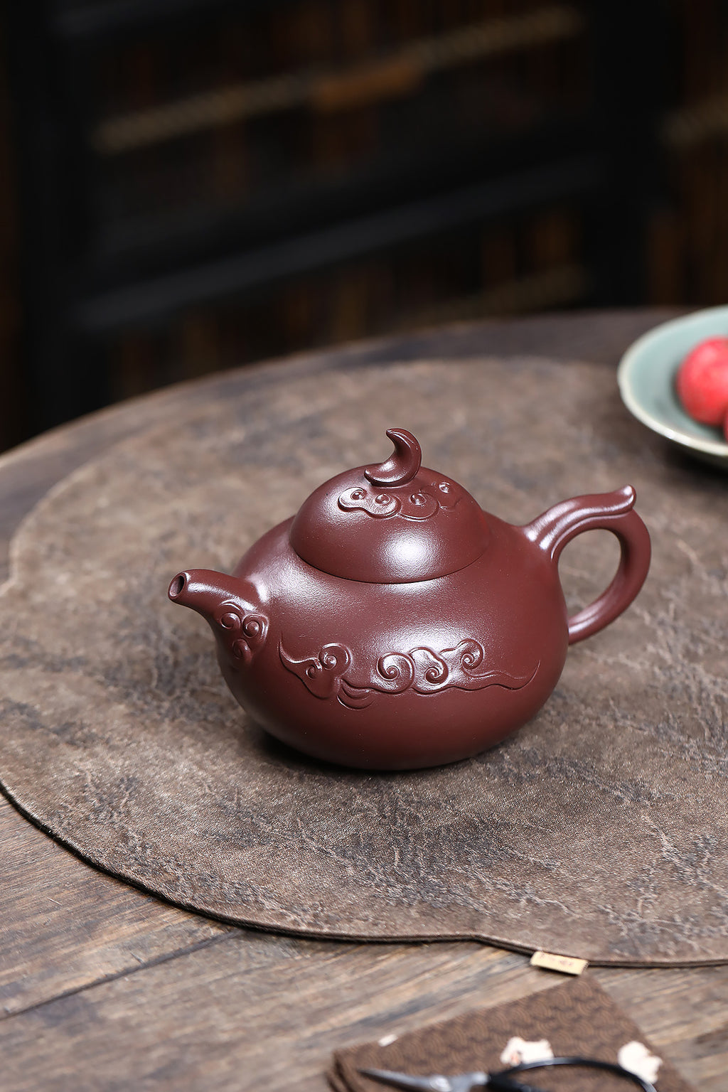 研高经典之：星月菩提 泥料：极品紫泥 容量：400cc 作者：韩小虎 研究员级高级工艺美术师