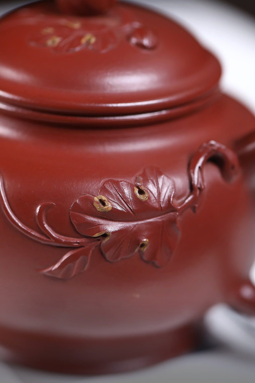 研高经典之：宫灯 泥料：极品大红袍 容量：220cc 作者：韩小虎 研究员级高级工艺美术师