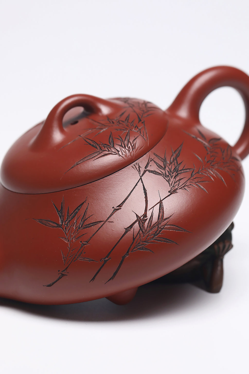 研高经典之：汉棠石瓢 泥料：极品大红袍 容量：280cc 作者：韩小虎 研究员级高级工艺美术师