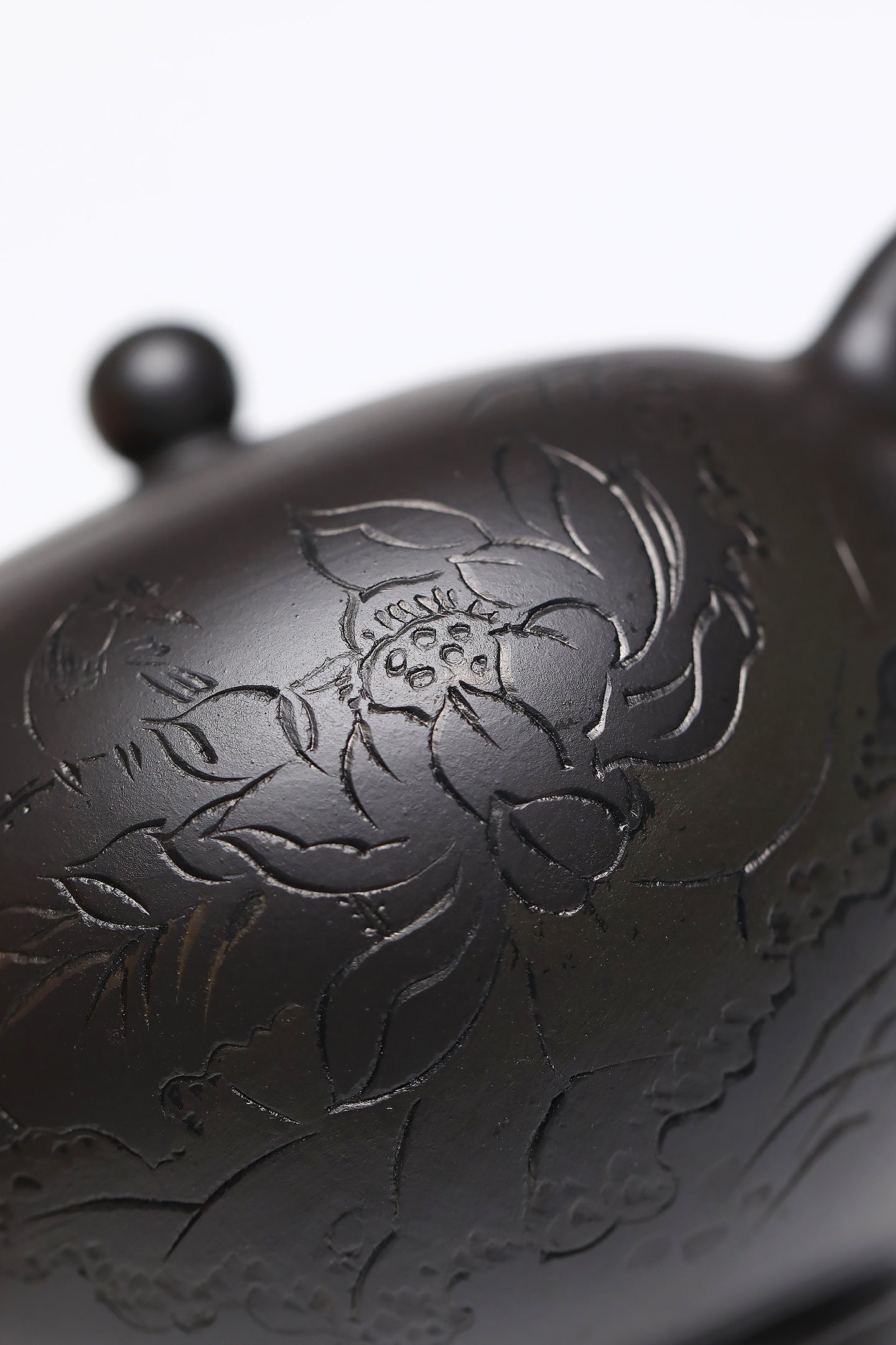 研高经典之作【圆珠】 泥料：极品高黑料 容量：300cc 作者：韩小虎 研究员级高级工艺美术师