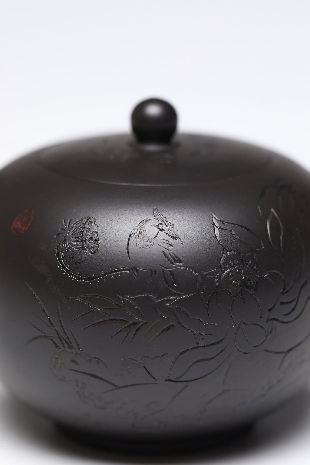 研高经典之作【圆珠】 泥料：极品高黑料 容量：300cc 作者：韩小虎 研究员级高级工艺美术师