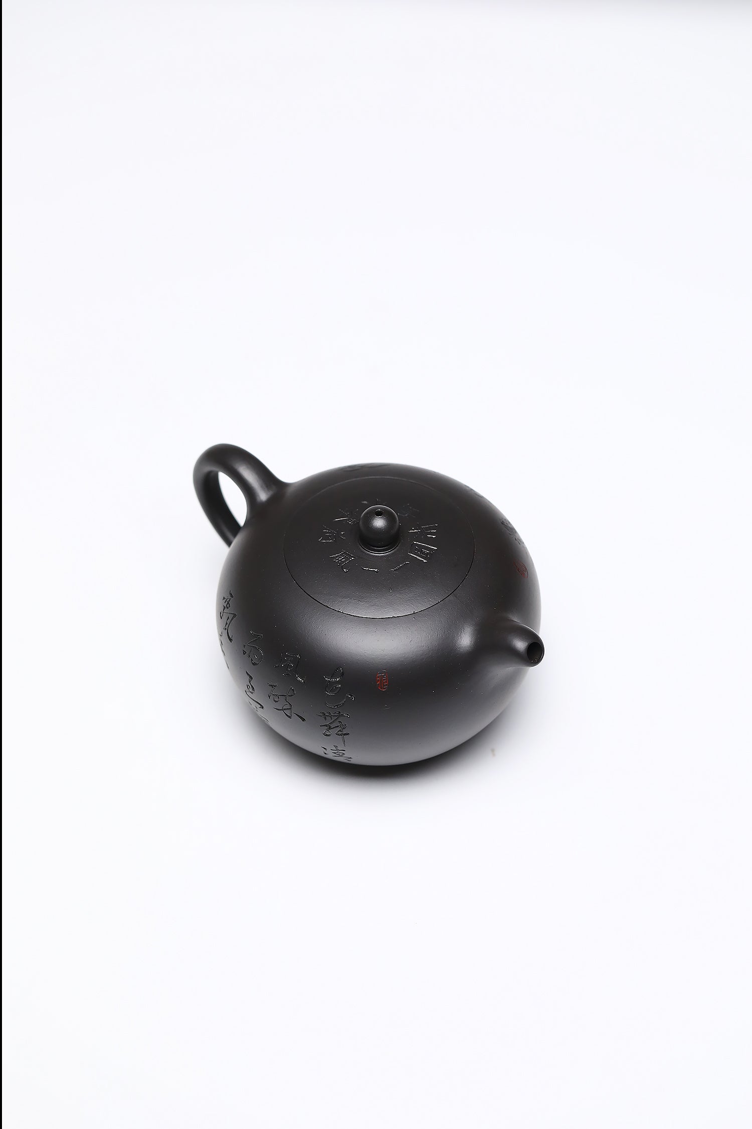 研高经典之作【圆珠】 泥料：极品高黑料 容量：300cc 作者：韩小虎 研究员级高级工艺美术师